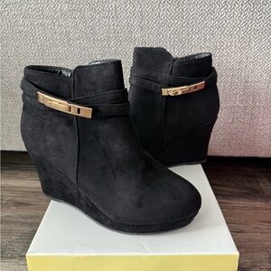 Chic Black Wedge Ankle Booties with Gold Buckle